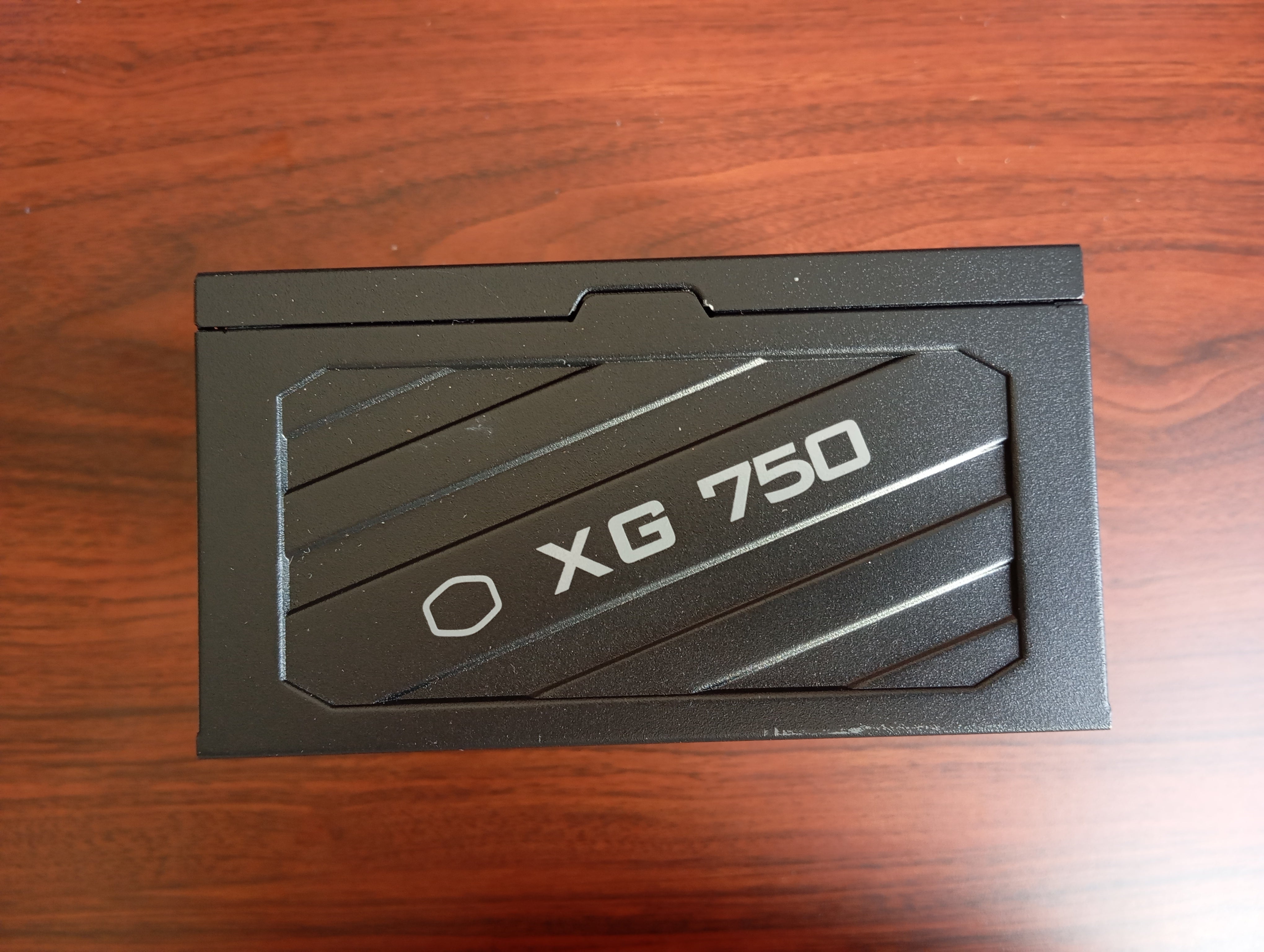 Refurbished Cooler Master XG750 Platinum Refurbished Cooler Master XG750 Platinum